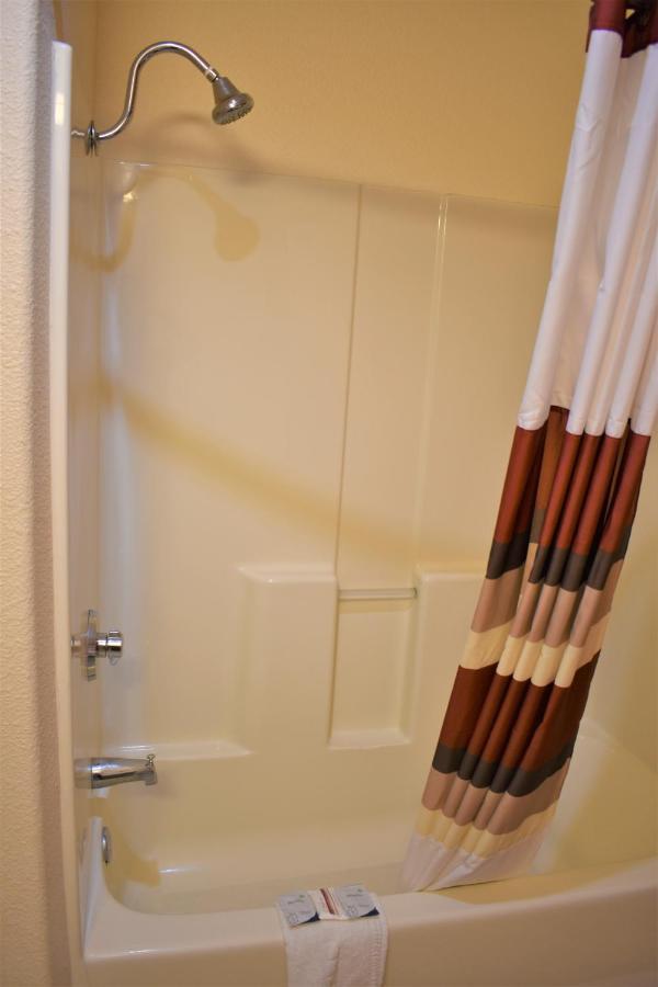 Super 8 By Wyndham New Braunfels I-35 Hotell Eksteriør bilde