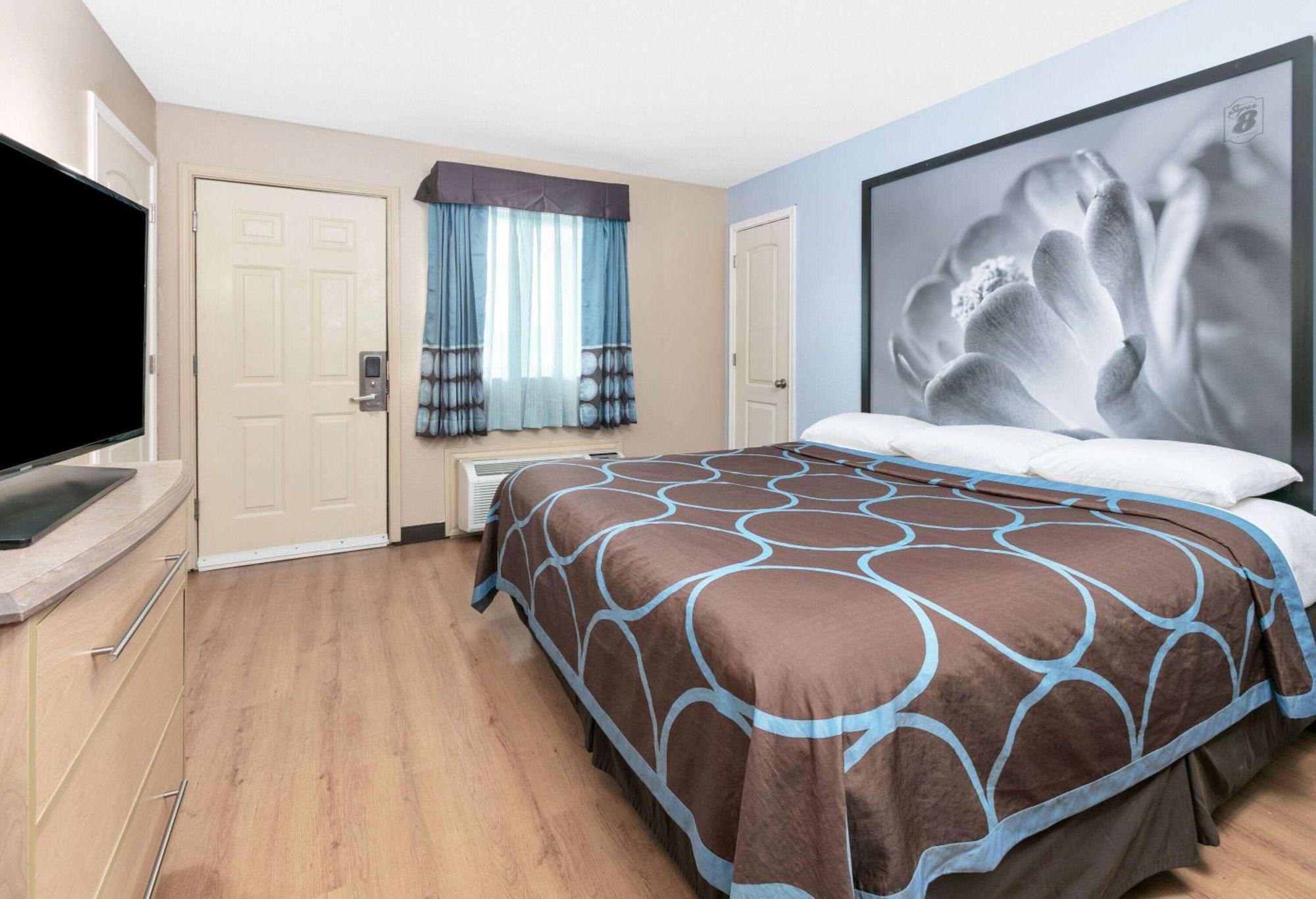 Super 8 By Wyndham New Braunfels I-35 Hotell Eksteriør bilde