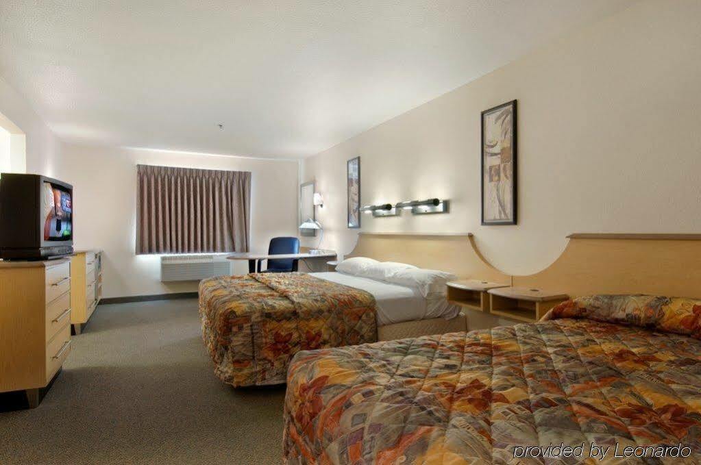 Super 8 By Wyndham New Braunfels I-35 Hotell Eksteriør bilde